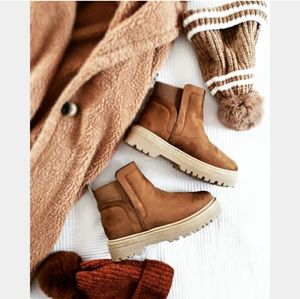 🆕️Sweater Weather collection tan boot